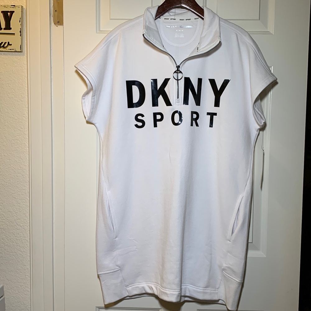 DKNY Sport white short sleeve fleece dress with pockets